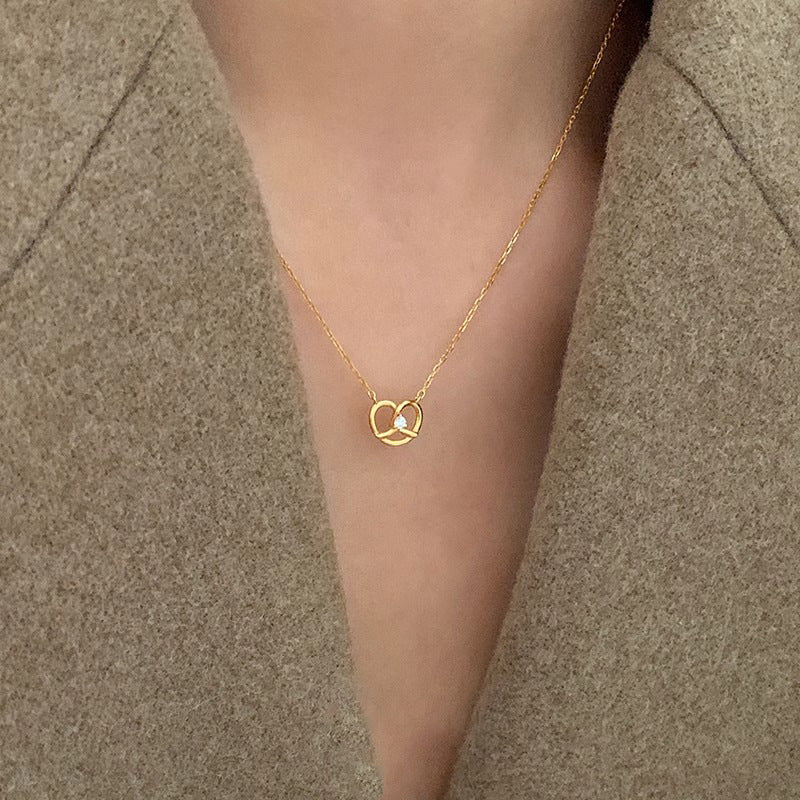 Romantic Necklace for Special Moments