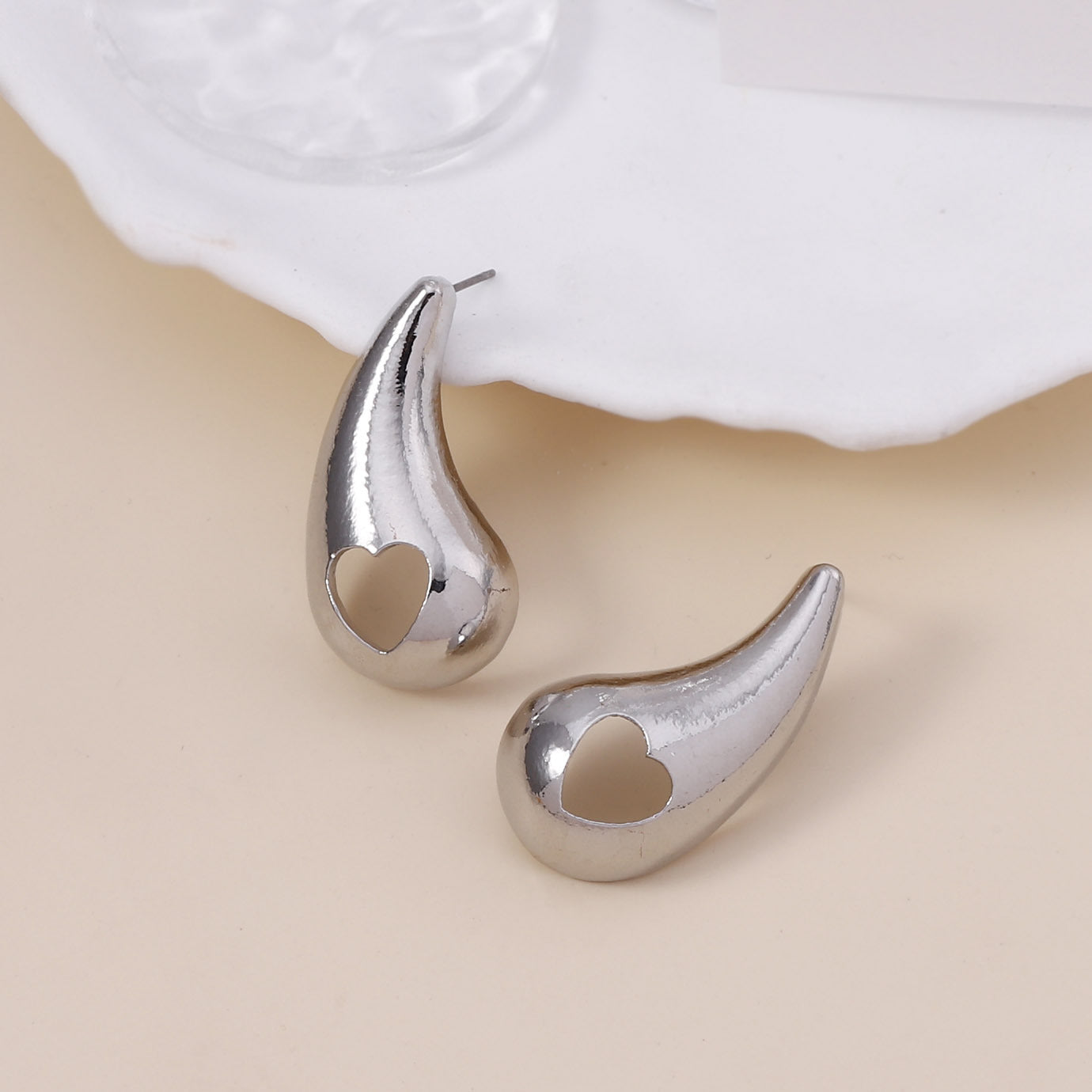 Romantic Earring for Special Moments