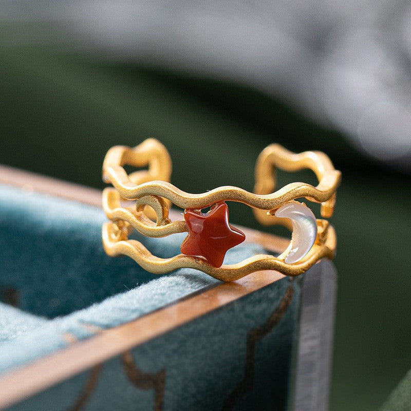 Romantic Gold Ring for Special Moments
