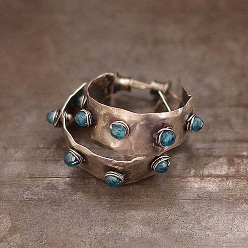 Charming Piece for Any Occasion