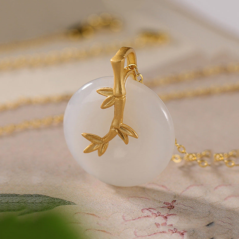 Beautiful Gold Pendant with Unique Style