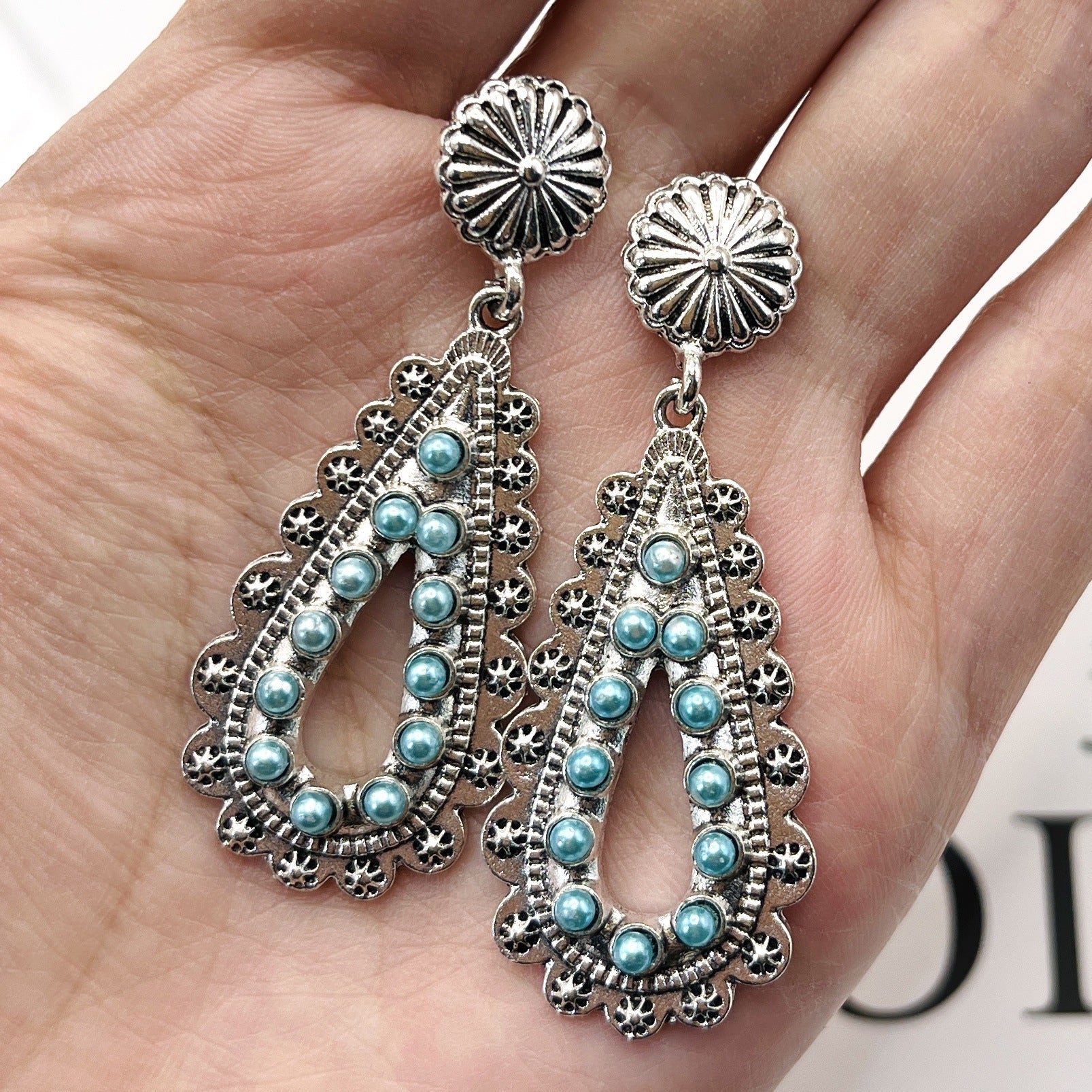 Stunning Earring for Daily Wear