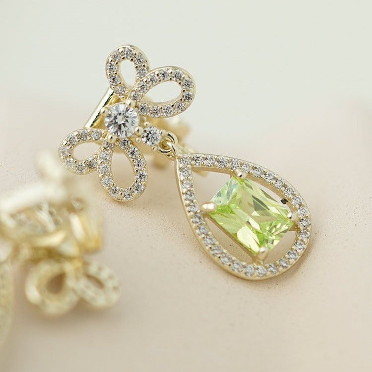 Vintage Handmade Gold Earring