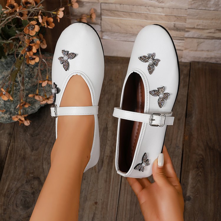 Chic Orthopedic Shoes with Unique Design