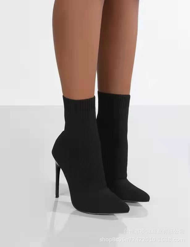 Chic Orthopedic Boots with Unique Design