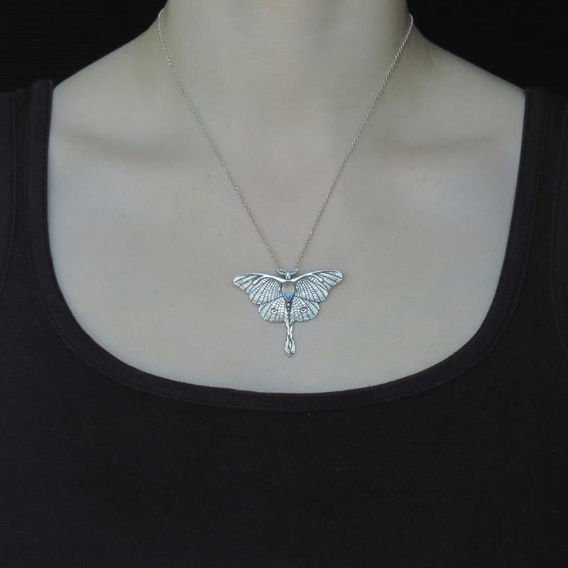 Romantic Necklace for Special Moments