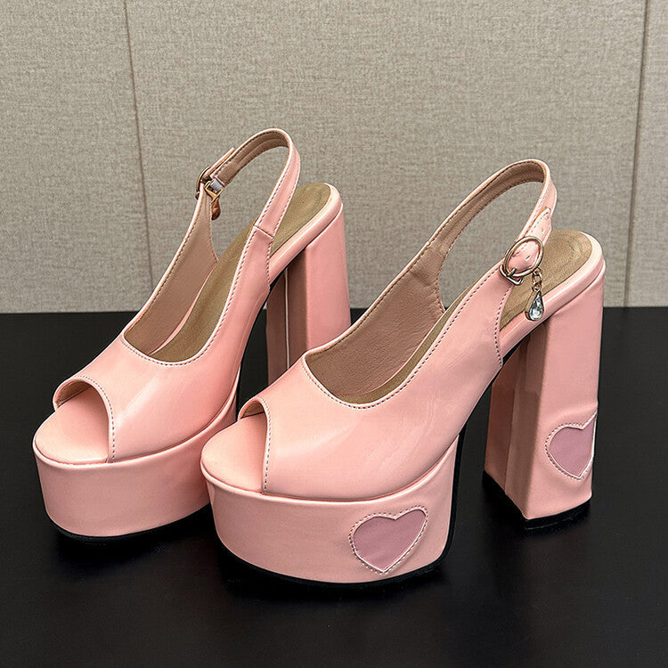 Graceful Orthopedic Sandals for Modern Look