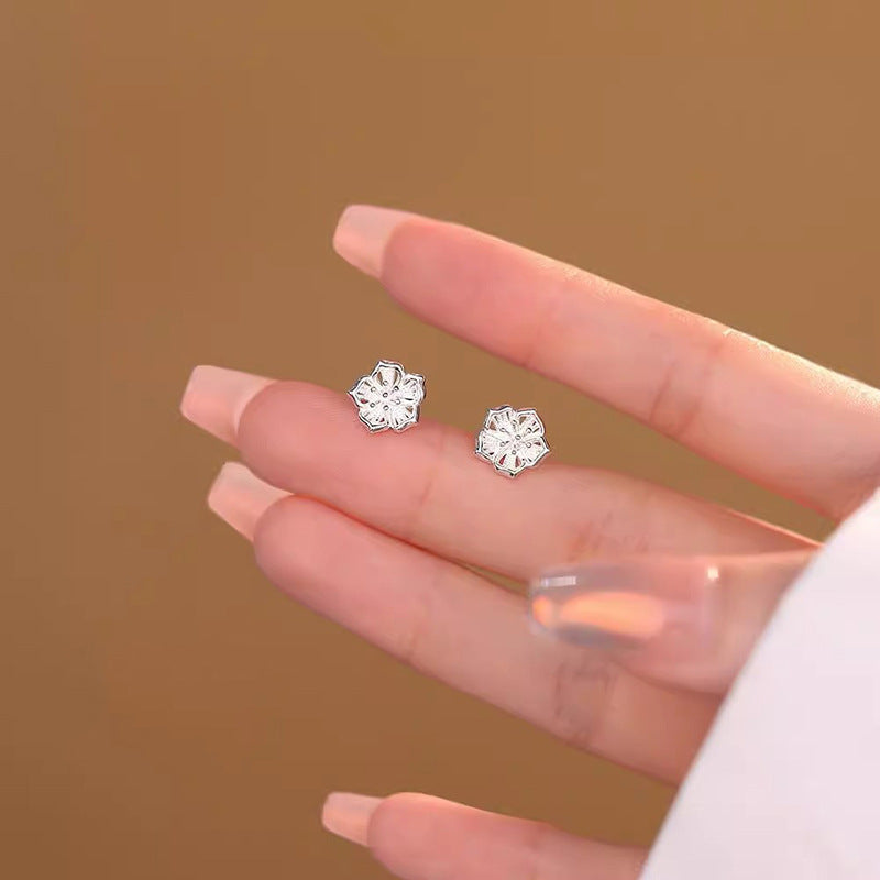 Charming Piece for Any Occasion