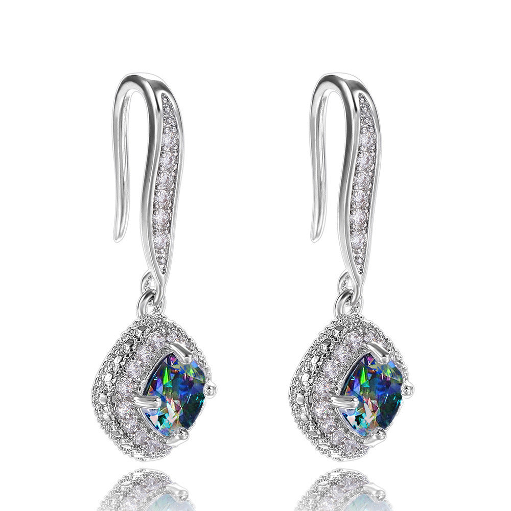 Charming Earring for Any Occasion