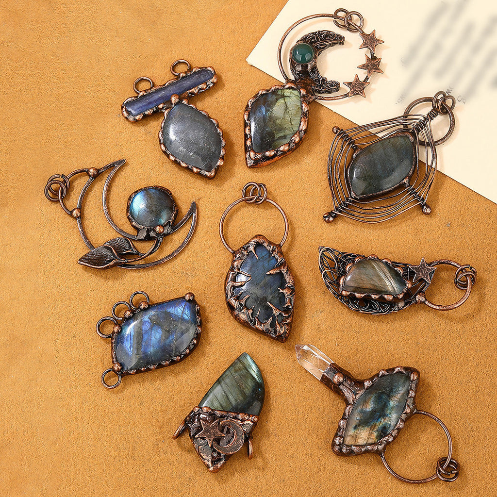 Stunning Pendant for Daily Wear