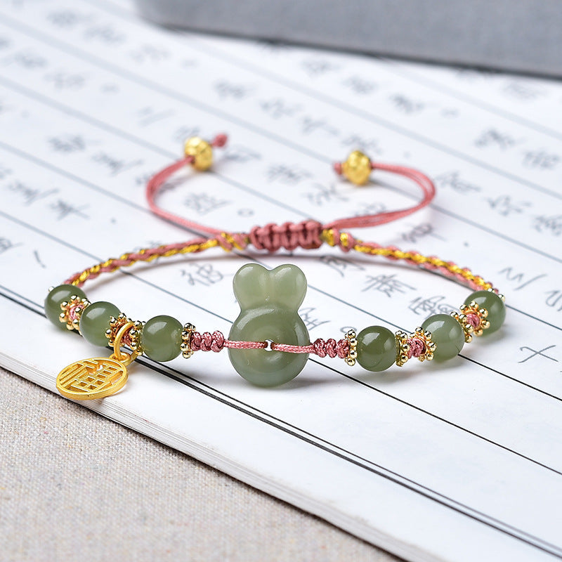 Charming Silver Bracelet for Any Occasion