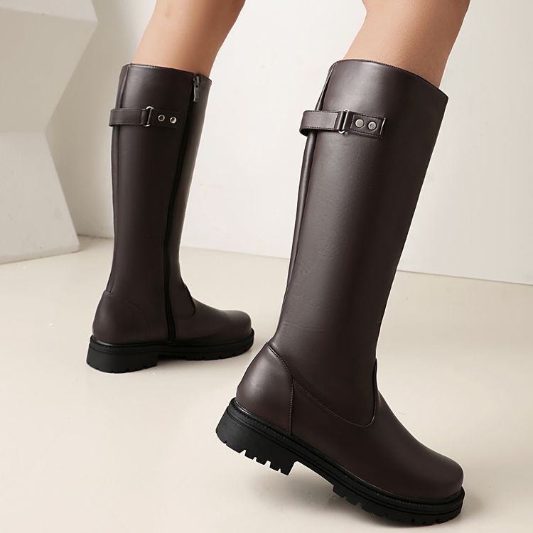 Chic Orthopedic Shoes with Unique Design