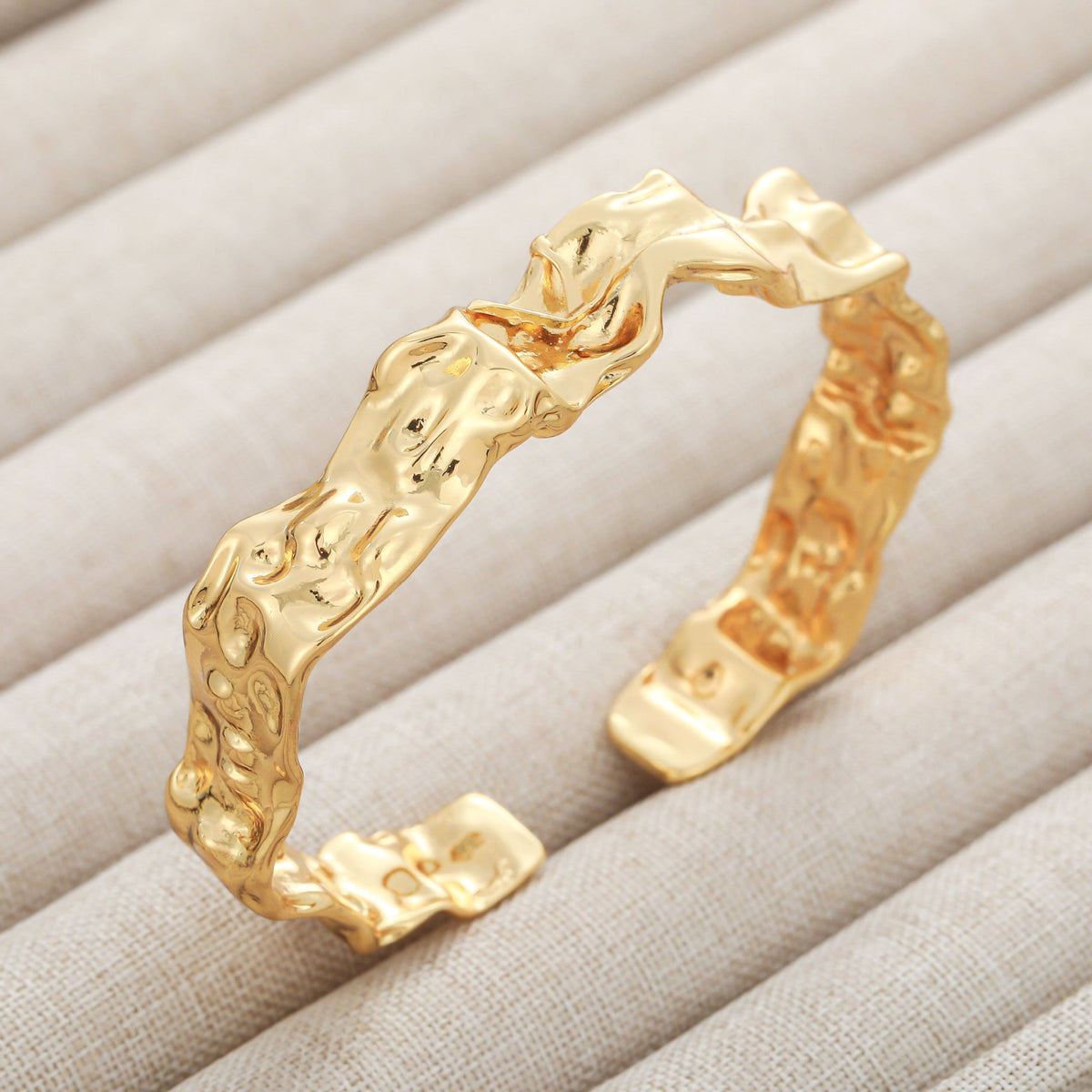 Beautiful Piece with Unique Style