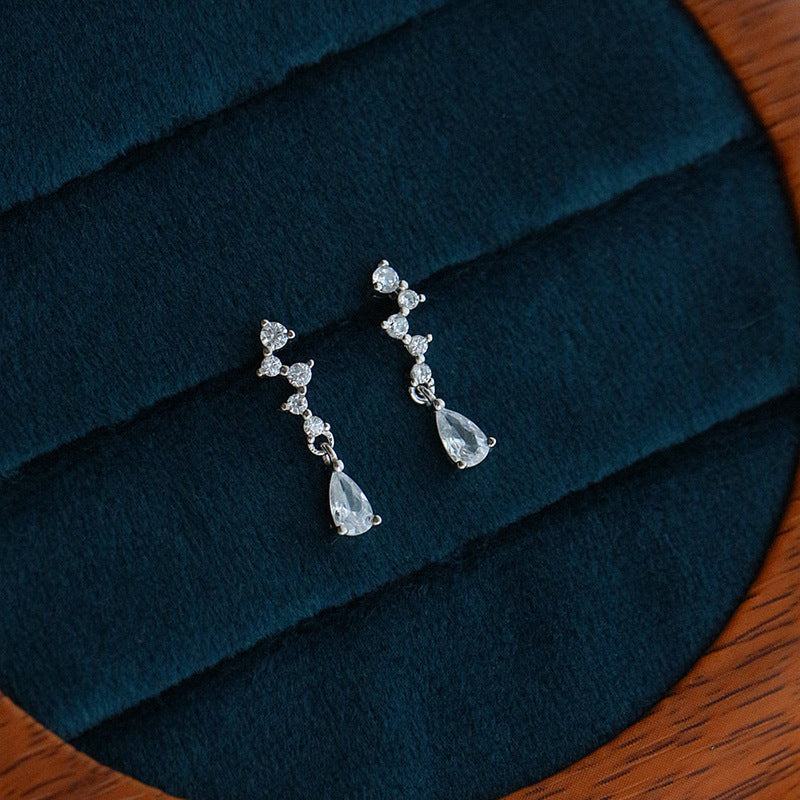 Romantic Earring for Special Moments