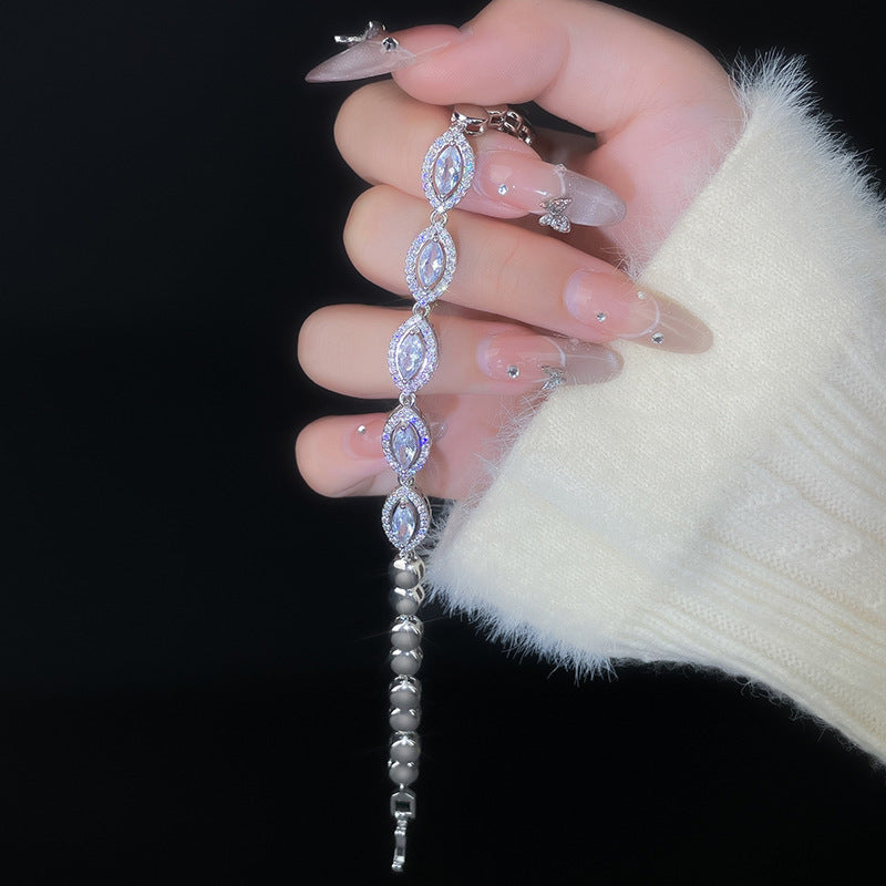 Romantic Bracelet for Special Moments