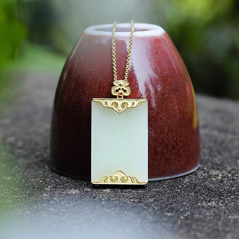 Beautiful Gold Set with Unique Style