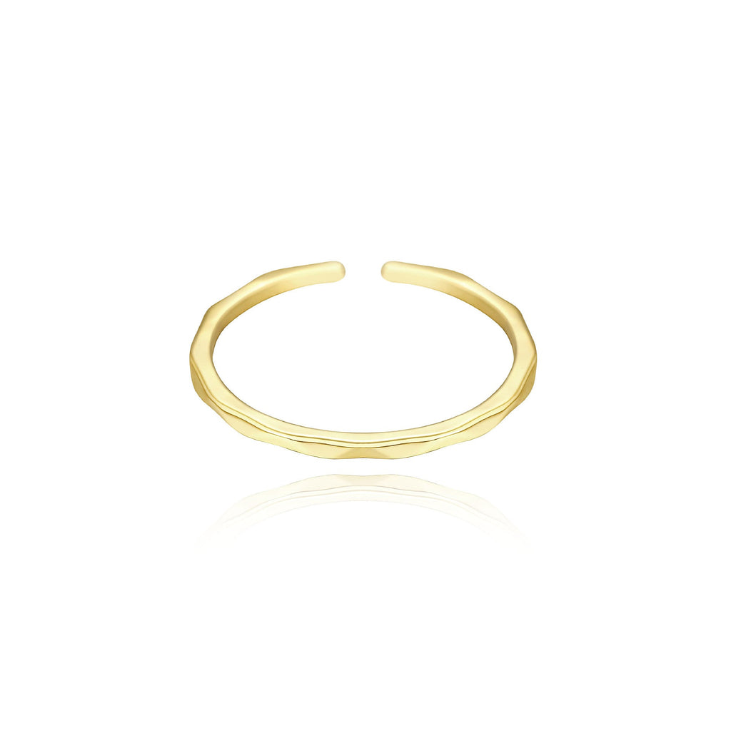 Charming Piece for Any Occasion