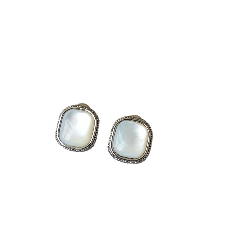 Beautiful Silver Earring with Unique Style