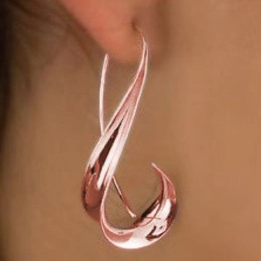 Beautiful Gold Earring with Unique Style