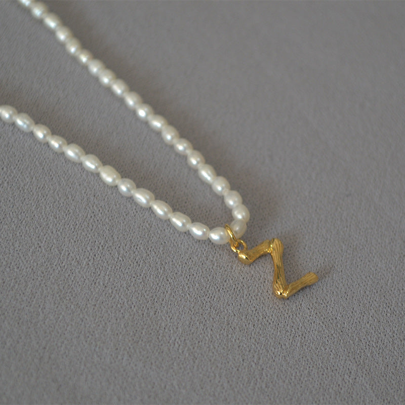Romantic Pearl Necklace for Special Moments