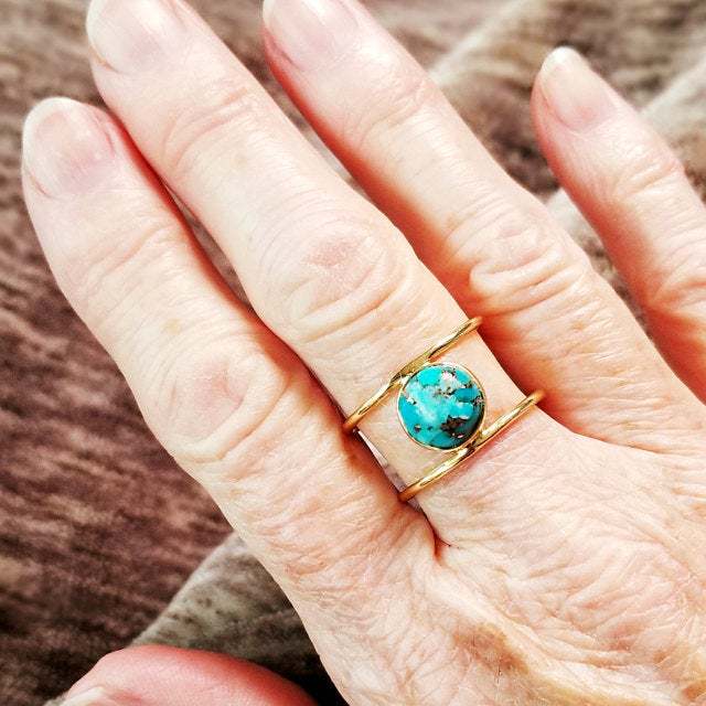 Charming Ring for Any Occasion