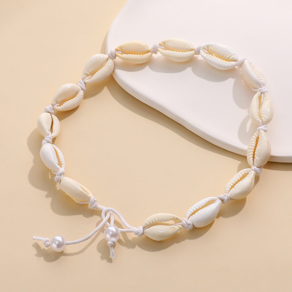 Classic Pearl Necklace with Timeless Appeal