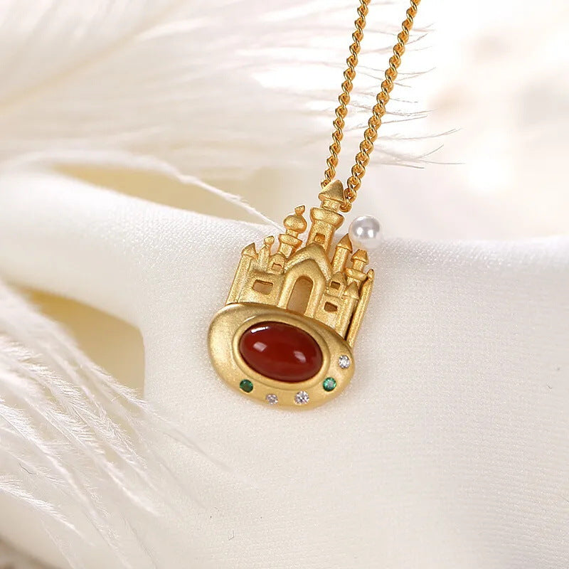 Elegant Gold Necklace for Every Occasion