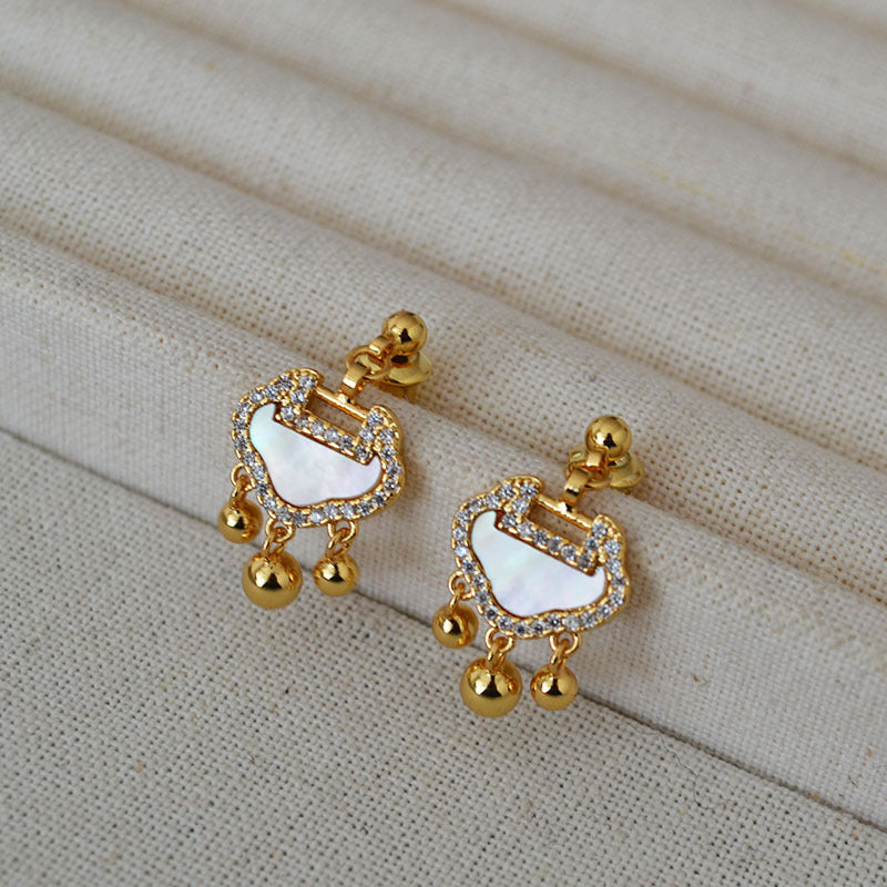 Beautiful Silver Earring with Unique Style
