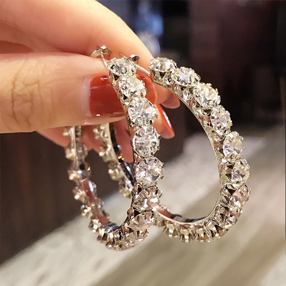 Romantic Earring for Special Moments