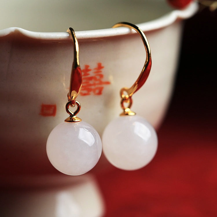 Romantic Silver Earring for Special Moments
