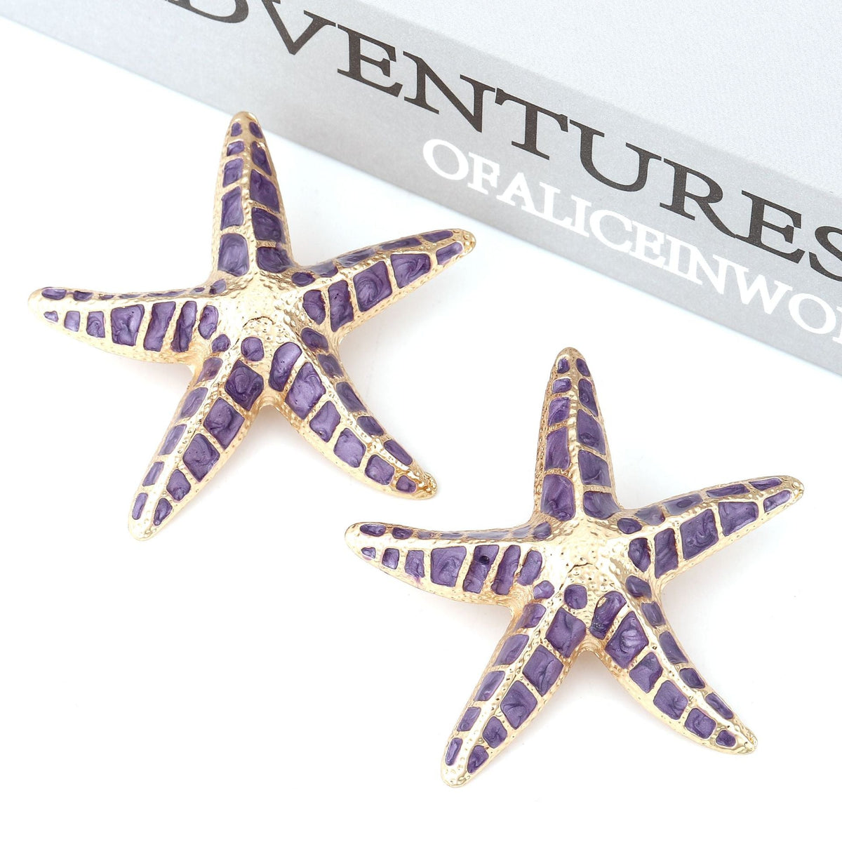 Charming Earring for Any Occasion