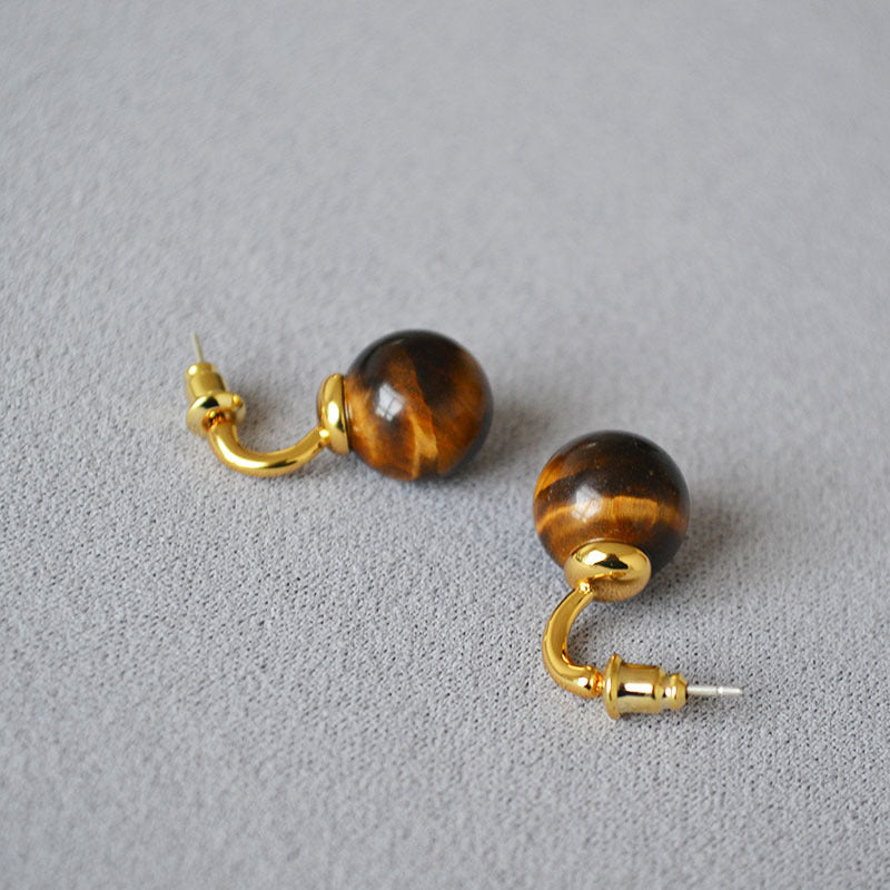 Romantic Gold Earring for Special Moments