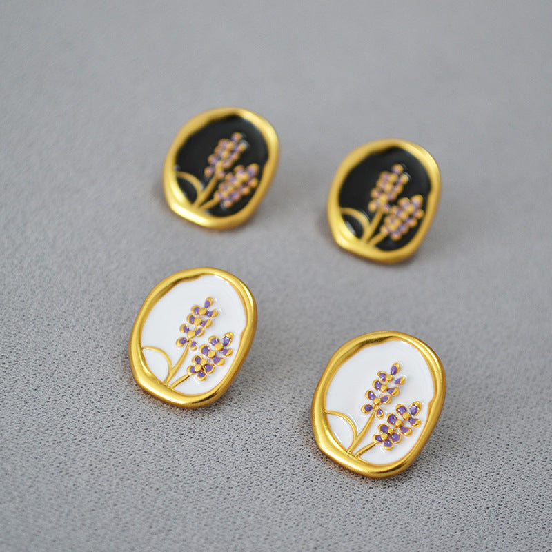 Delicate Artisan Gold Earring