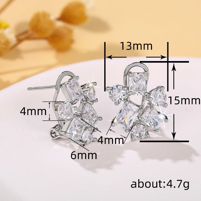 Charming Earring for Any Occasion