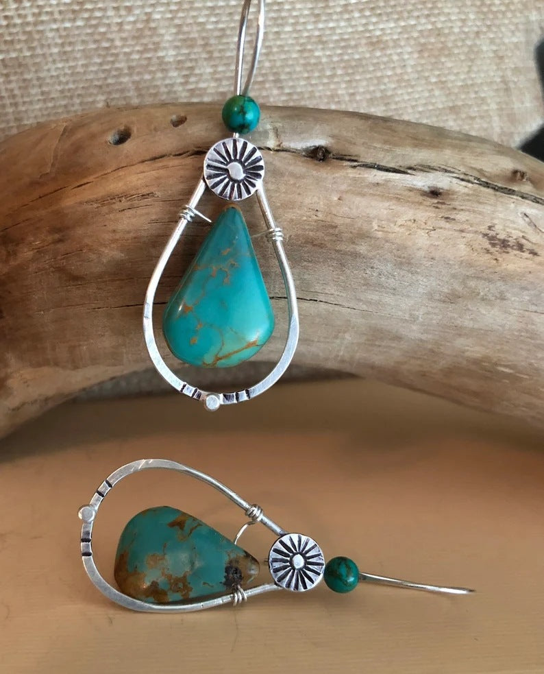 Classic Earring with Timeless Appeal