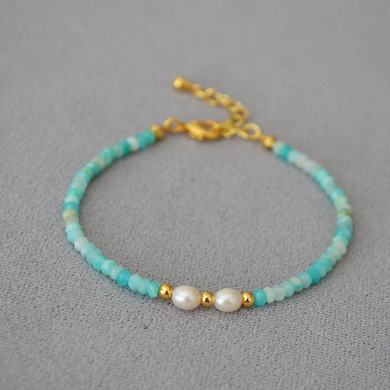 Classic Pearl Bracelet with Timeless Appeal