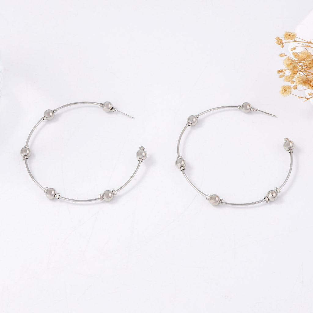 Charming Piece for Any Occasion