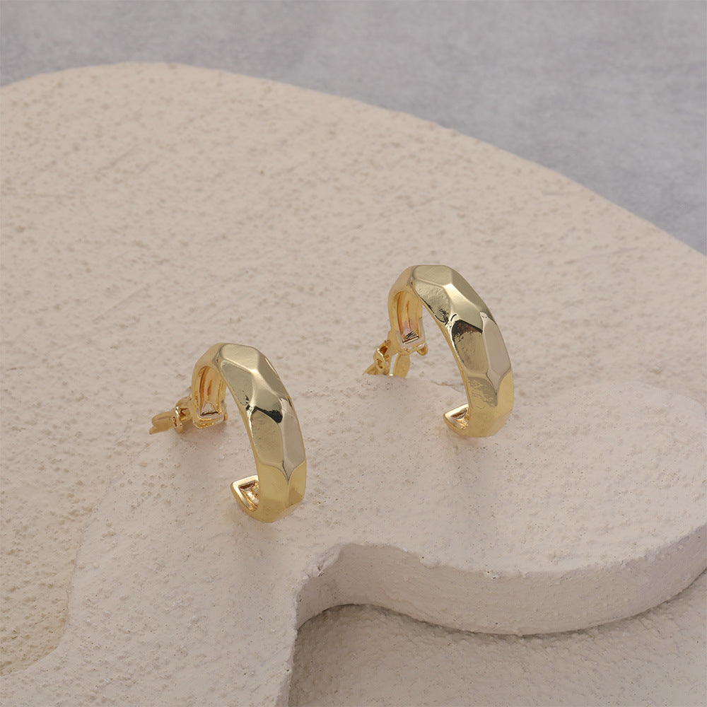 Stunning Earring for Daily Wear
