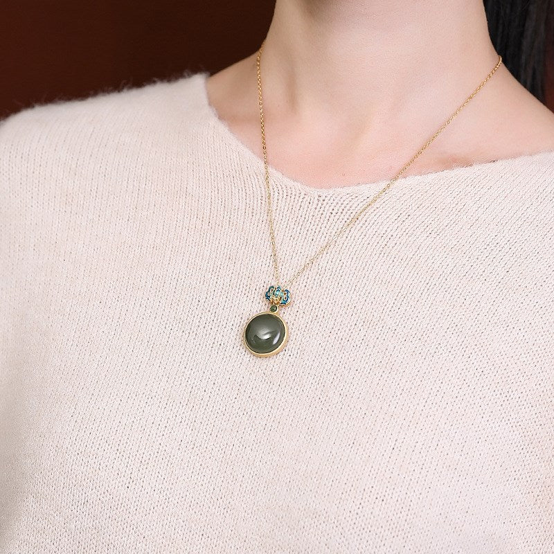 Classic Gold Set with Timeless Appeal