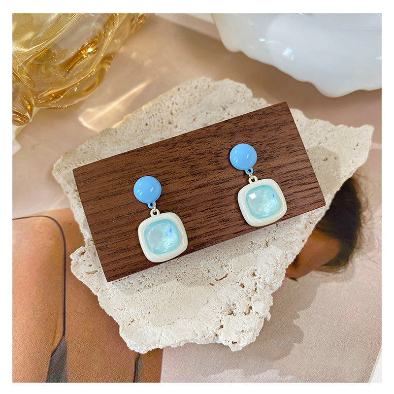 Vintage Handmade Earring