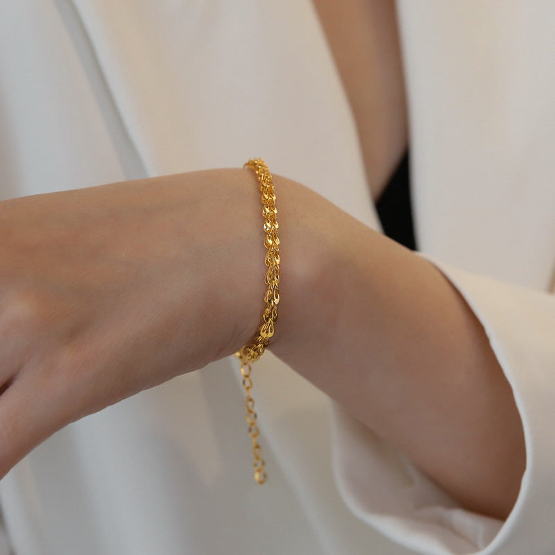 Stunning Gold Bracelet for Daily Wear