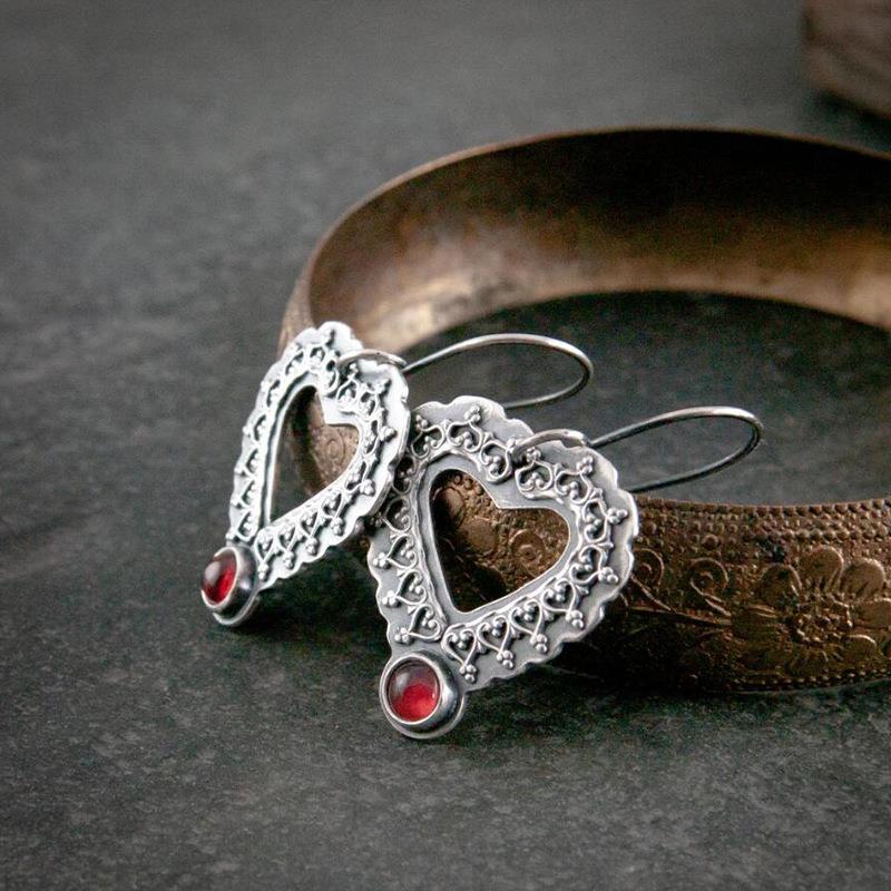 Classic Earring with Timeless Appeal