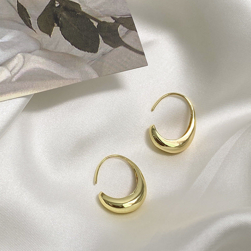 Elegant Gold Earring for Every Occasion