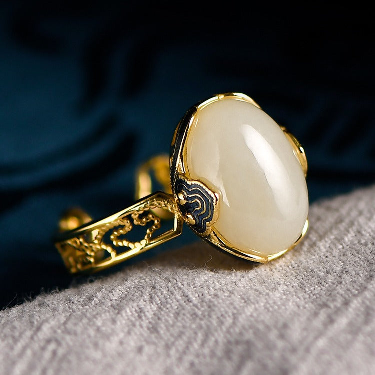 Charming Gold Ring for Any Occasion