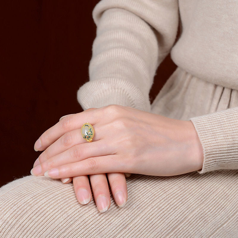 Beautiful Gold Ring with Unique Style