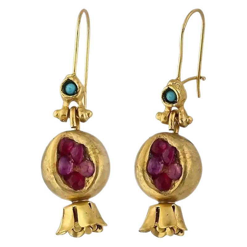 Vintage Handmade Gold Earring