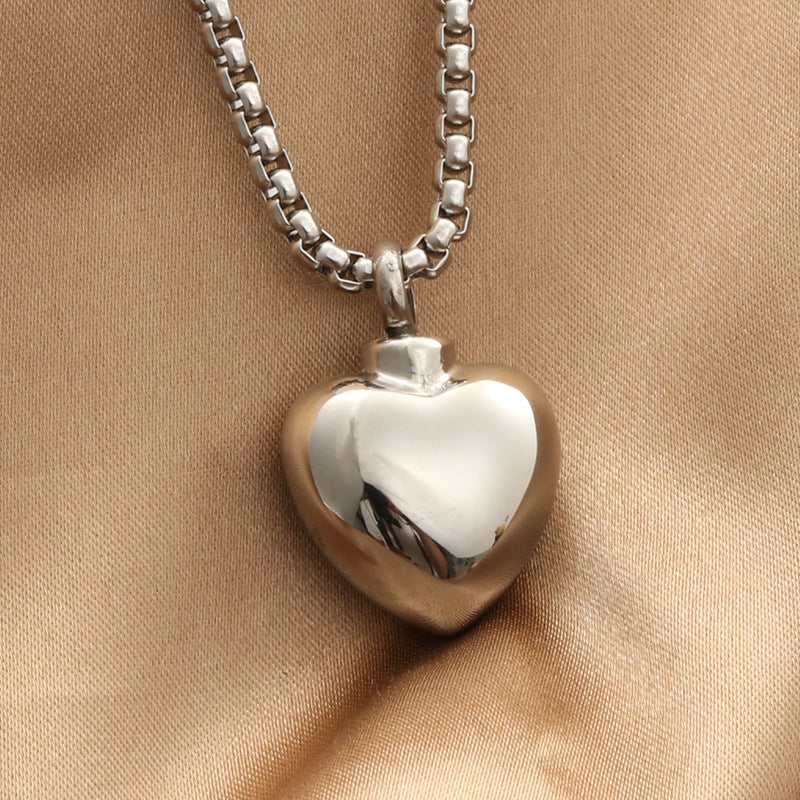 Charming Pendant for Any Occasion