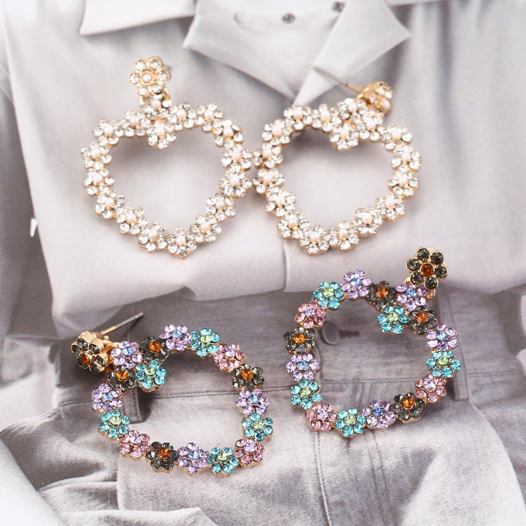 Charming Earring for Any Occasion