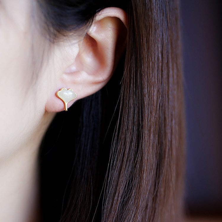 Elegant Gold Earring for Every Occasion