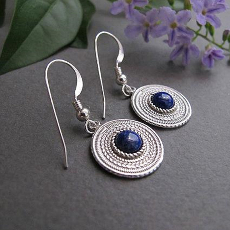 Romantic Silver Earring for Special Moments